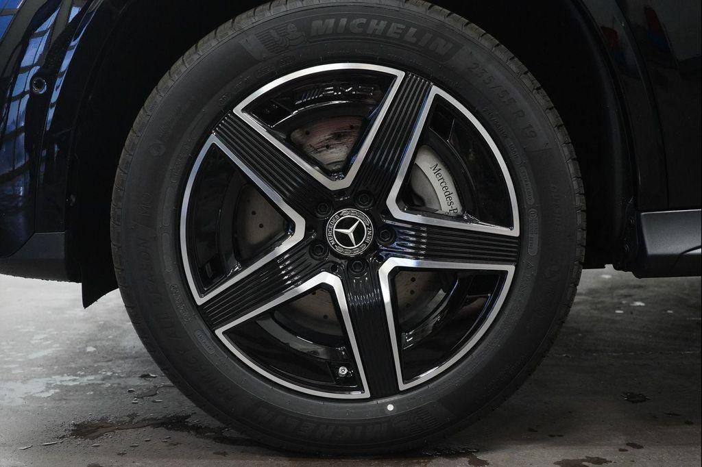 new 2026 Mercedes-Benz GLC 300 car, priced at $63,735