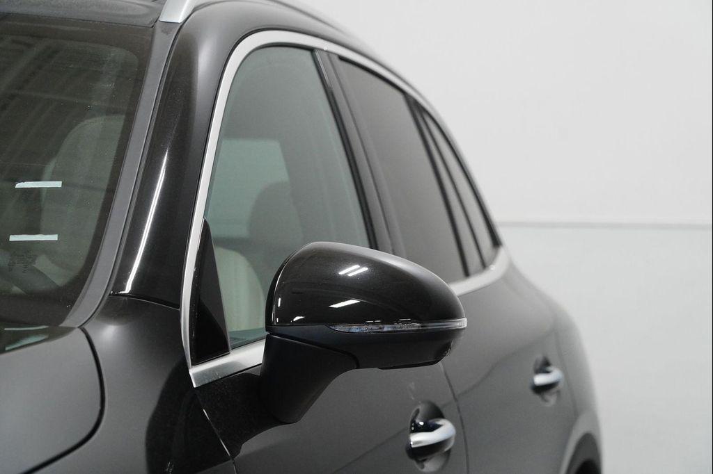 new 2026 Mercedes-Benz GLC 300 car, priced at $59,735