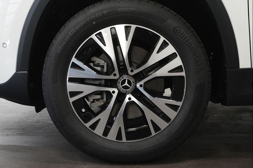 new 2026 Mercedes-Benz GLA 250 car, priced at $49,330