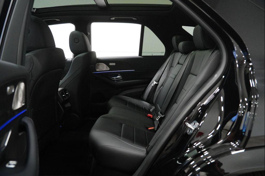 new 2026 Mercedes-Benz GLE 450 car