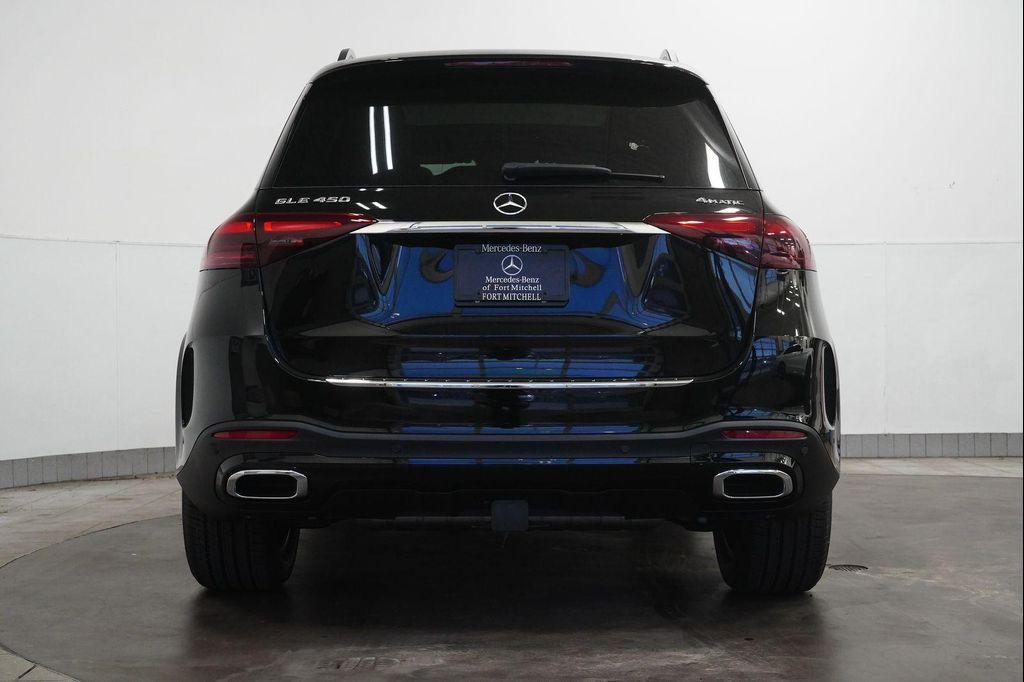 new 2026 Mercedes-Benz GLE 450 car