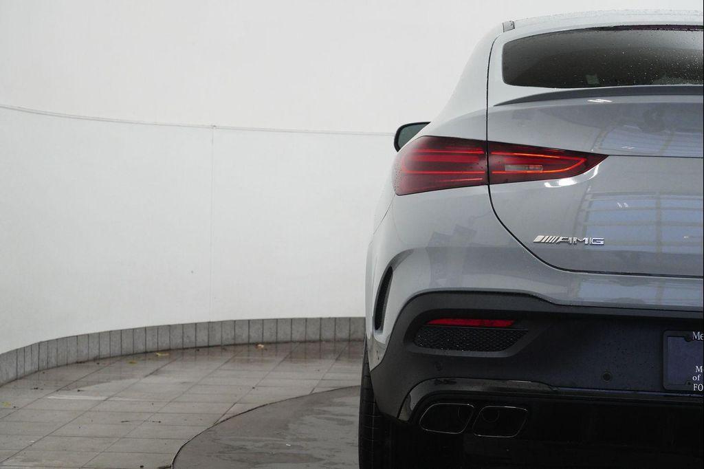 new 2026 Mercedes-Benz AMG GLE 63 car, priced at $158,835
