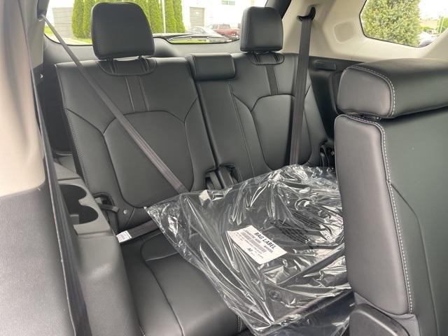 new 2025 Honda Pilot car, priced at $52,950