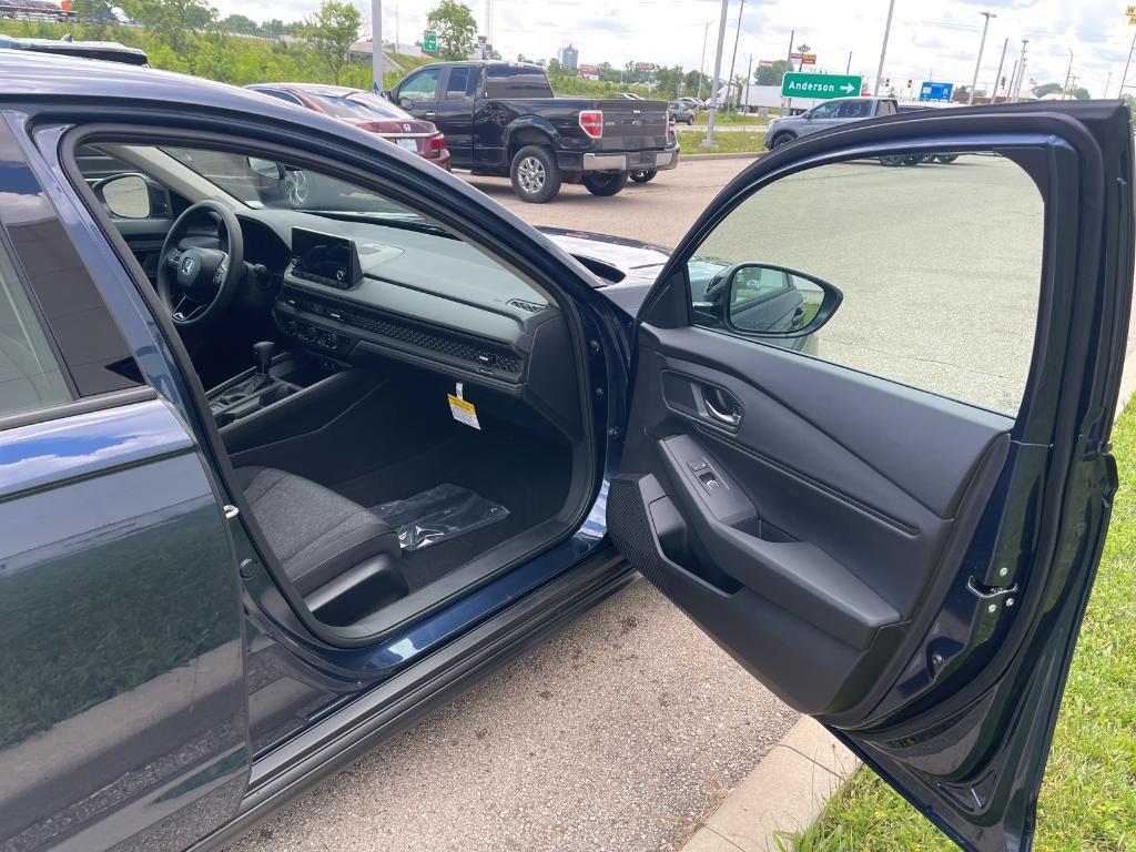 new 2025 Honda Accord car, priced at $31,710