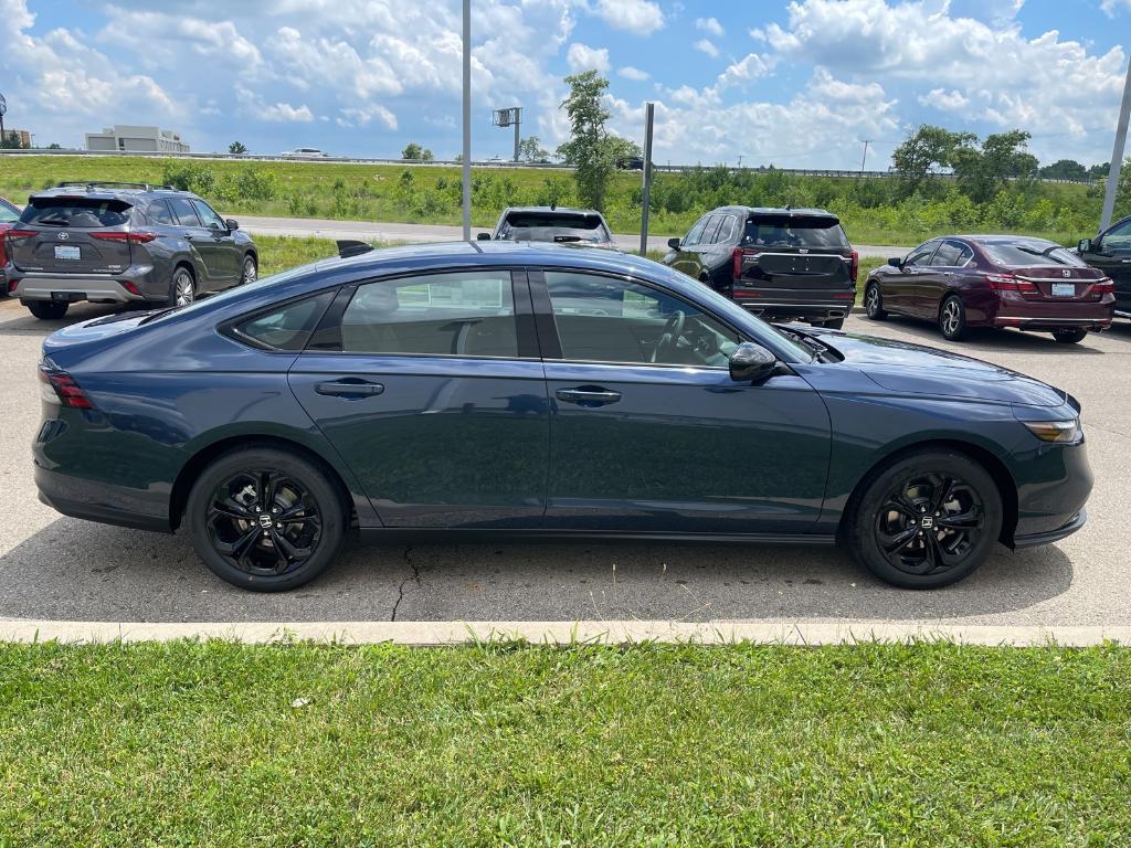 new 2025 Honda Accord car, priced at $31,710