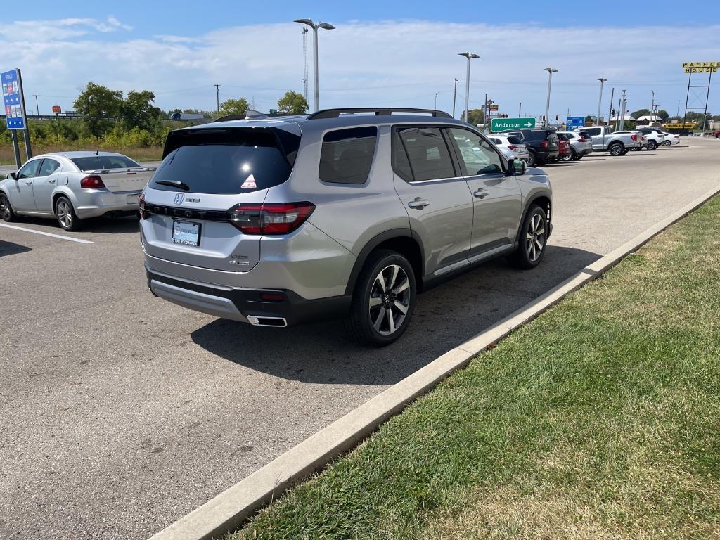 new 2025 Honda Pilot car, priced at $51,095