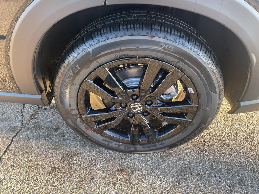 new 2026 Honda HR-V car, priced at $30,950