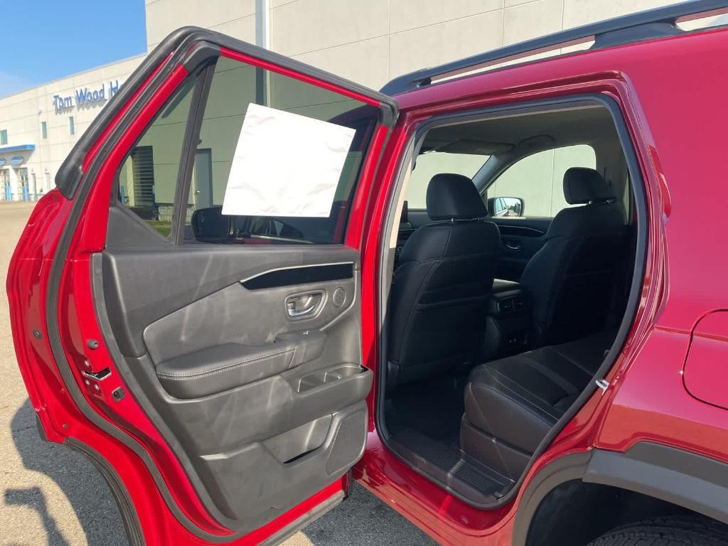 new 2026 Honda Passport car, priced at $43,952