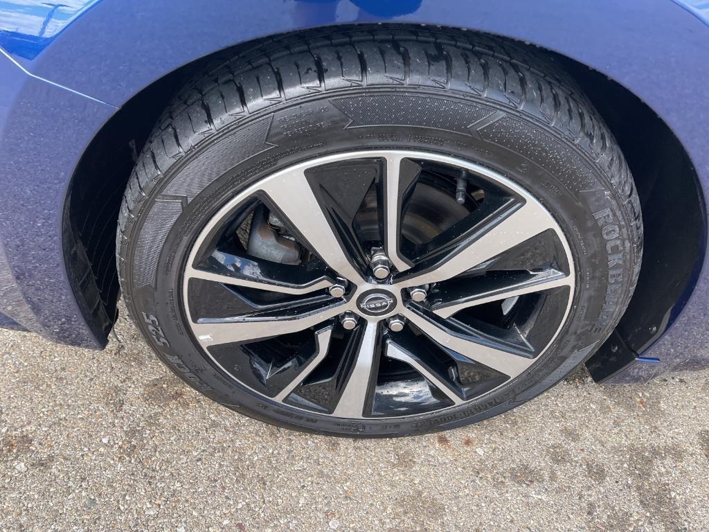 used 2023 Nissan Maxima car, priced at $24,499