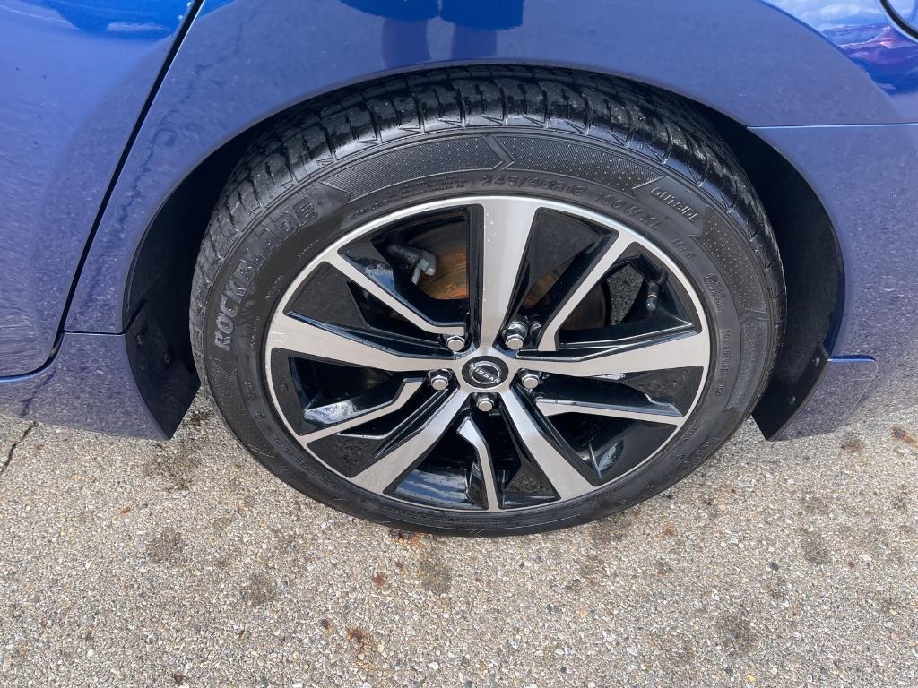 used 2023 Nissan Maxima car, priced at $24,499