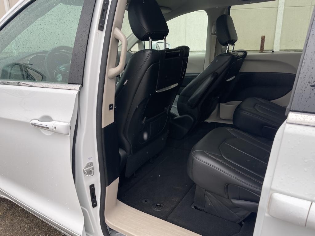 used 2017 Chrysler Pacifica car, priced at $11,998