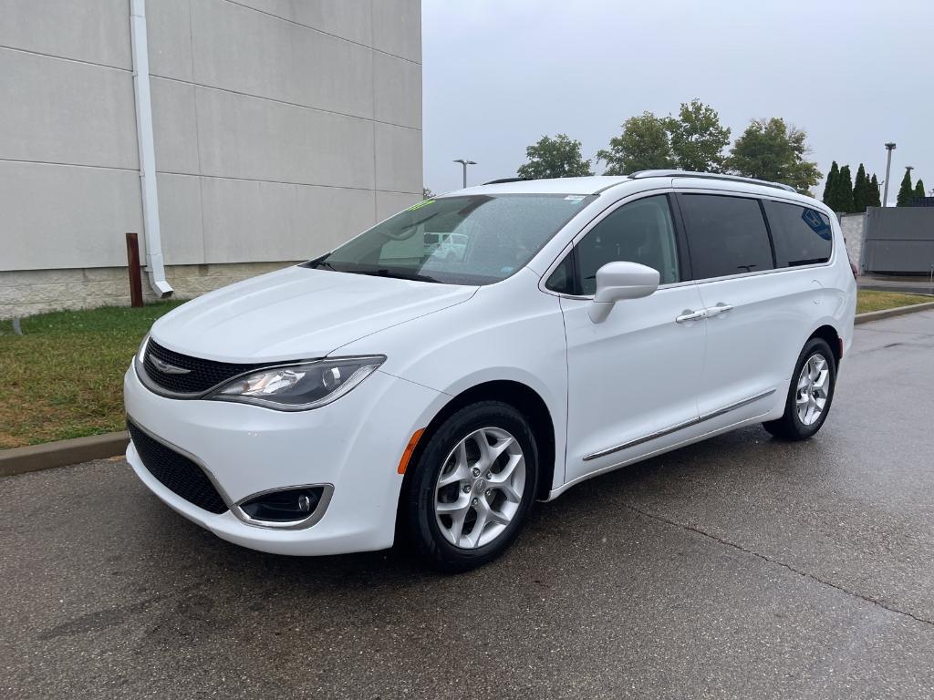 used 2017 Chrysler Pacifica car, priced at $11,998