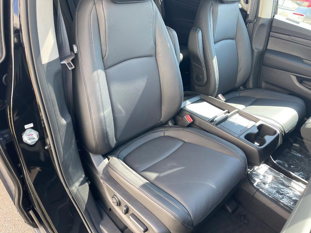 new 2026 Honda Odyssey car, priced at $44,885