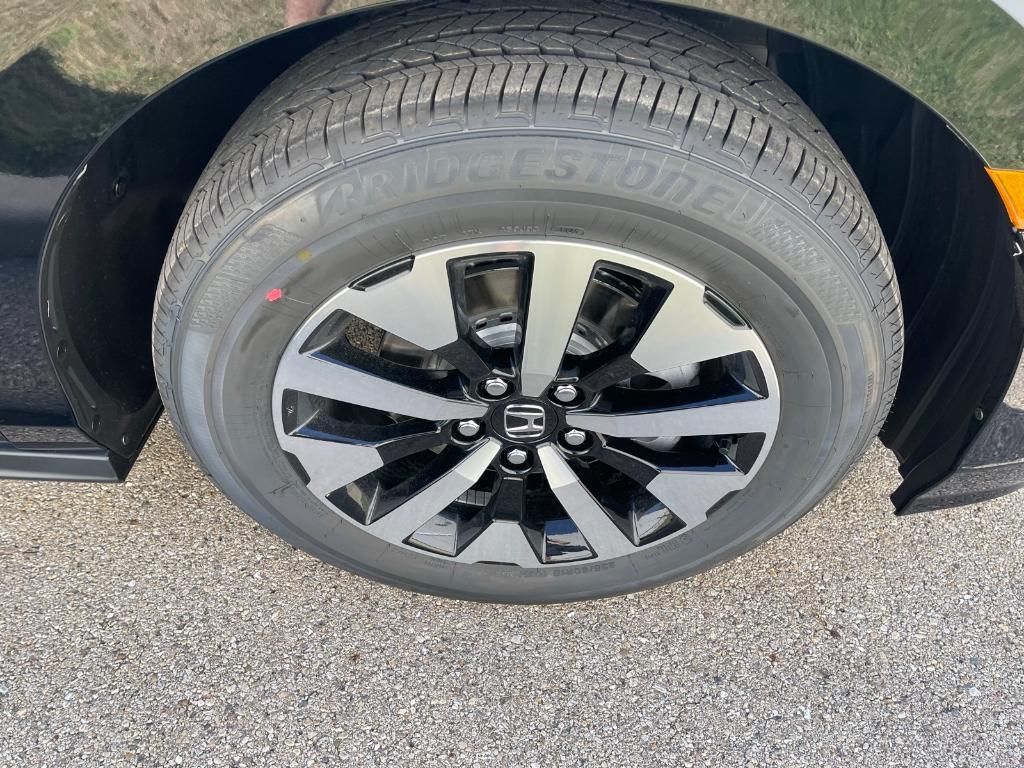 new 2026 Honda Odyssey car, priced at $44,885