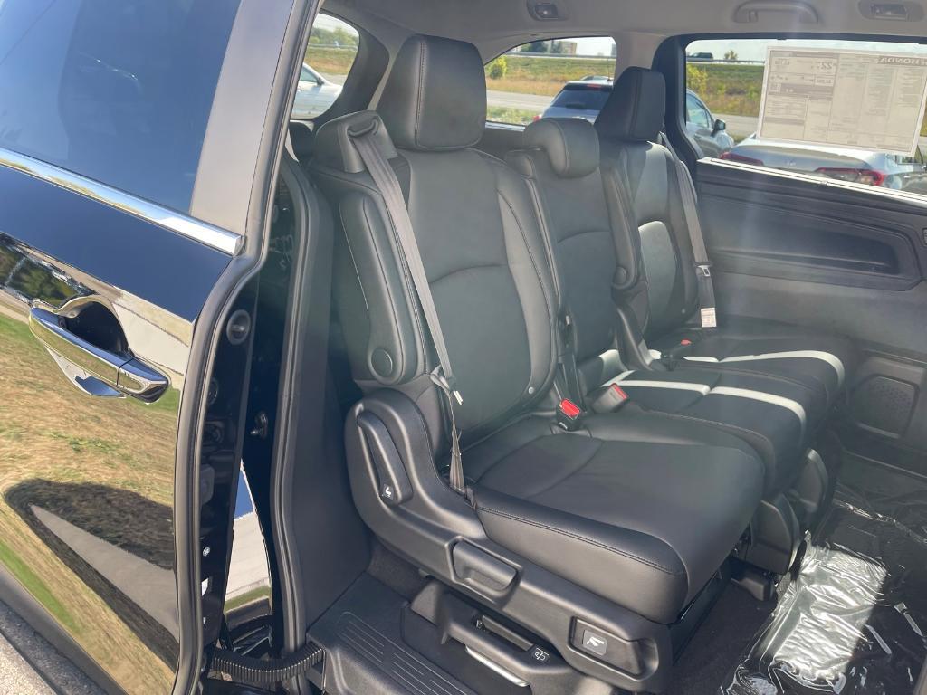 new 2026 Honda Odyssey car, priced at $44,885