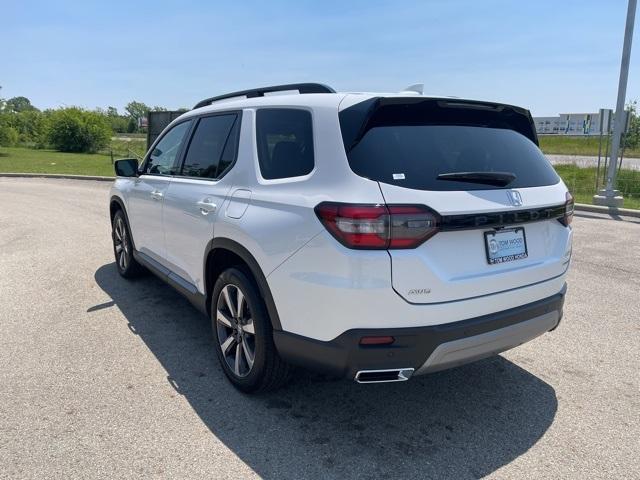 used 2023 Honda Pilot car, priced at $42,694