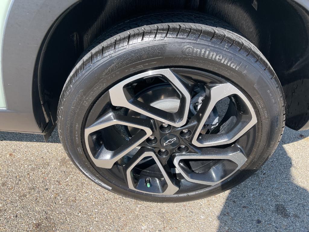 used 2024 Chevrolet Trax car, priced at $25,714