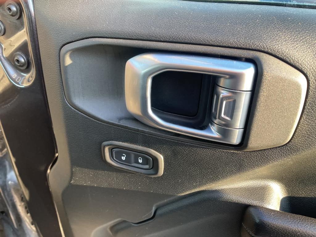 used 2020 Jeep Wrangler Unlimited car, priced at $32,499