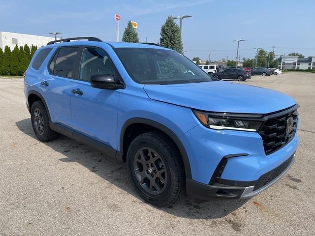 new 2025 Honda Pilot car, priced at $51,305