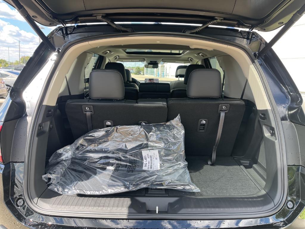 new 2025 Honda Pilot car, priced at $51,095