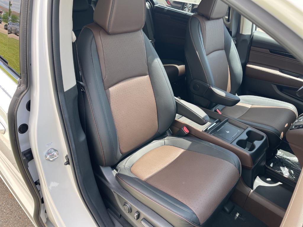 new 2025 Honda Odyssey car, priced at $53,085