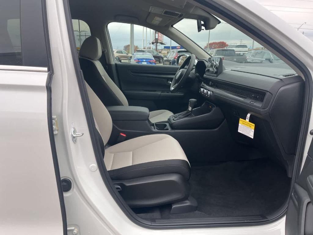 new 2025 Honda CR-V car, priced at $32,099