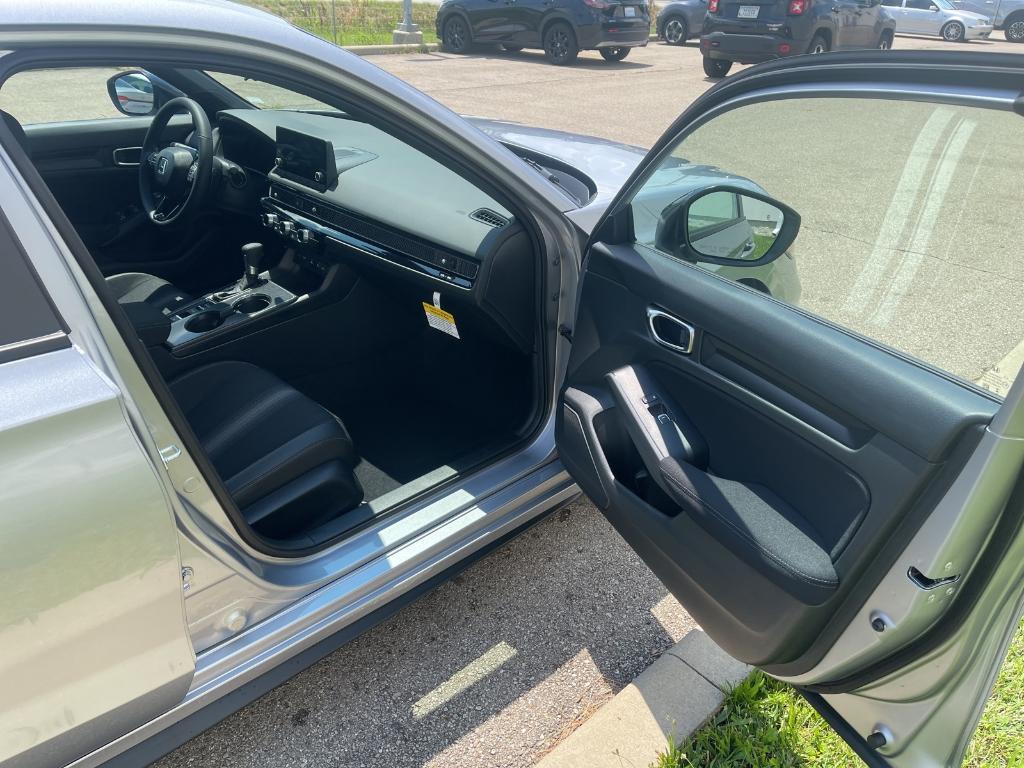 new 2025 Honda Civic car, priced at $28,600