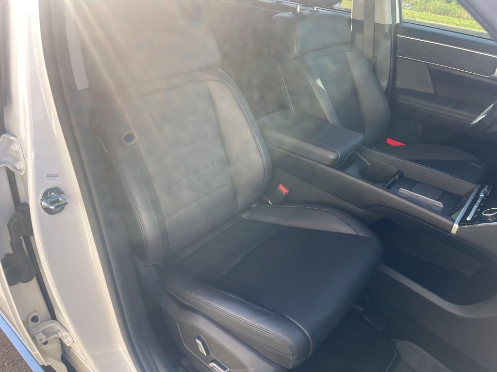 used 2025 Hyundai SANTA FE HEV car, priced at $40,999