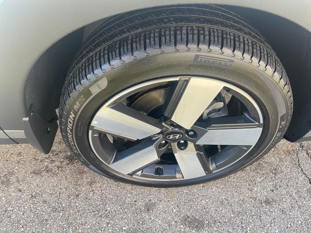 used 2025 Hyundai SANTA FE HEV car, priced at $40,999