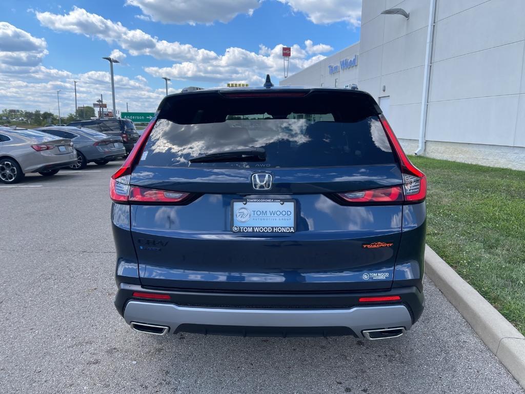 new 2026 Honda CR-V Hybrid car, priced at $40,250
