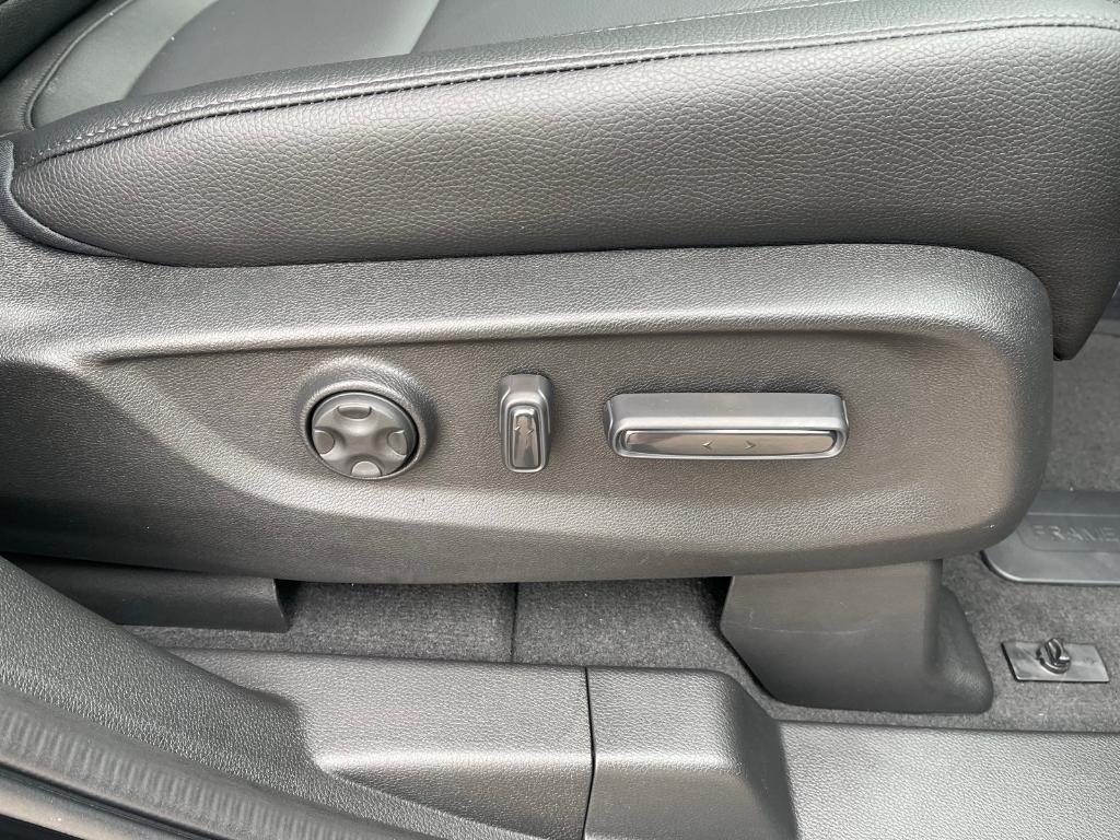 new 2026 Honda Odyssey car, priced at $41,987