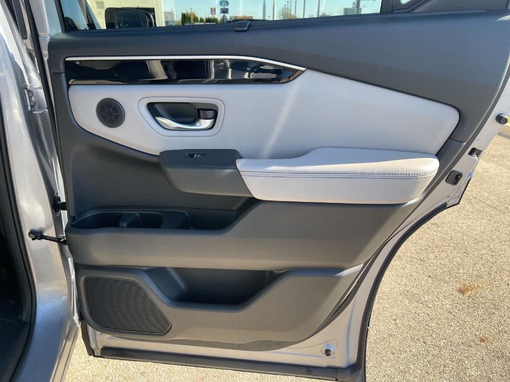 used 2023 Honda Pilot car, priced at $38,749