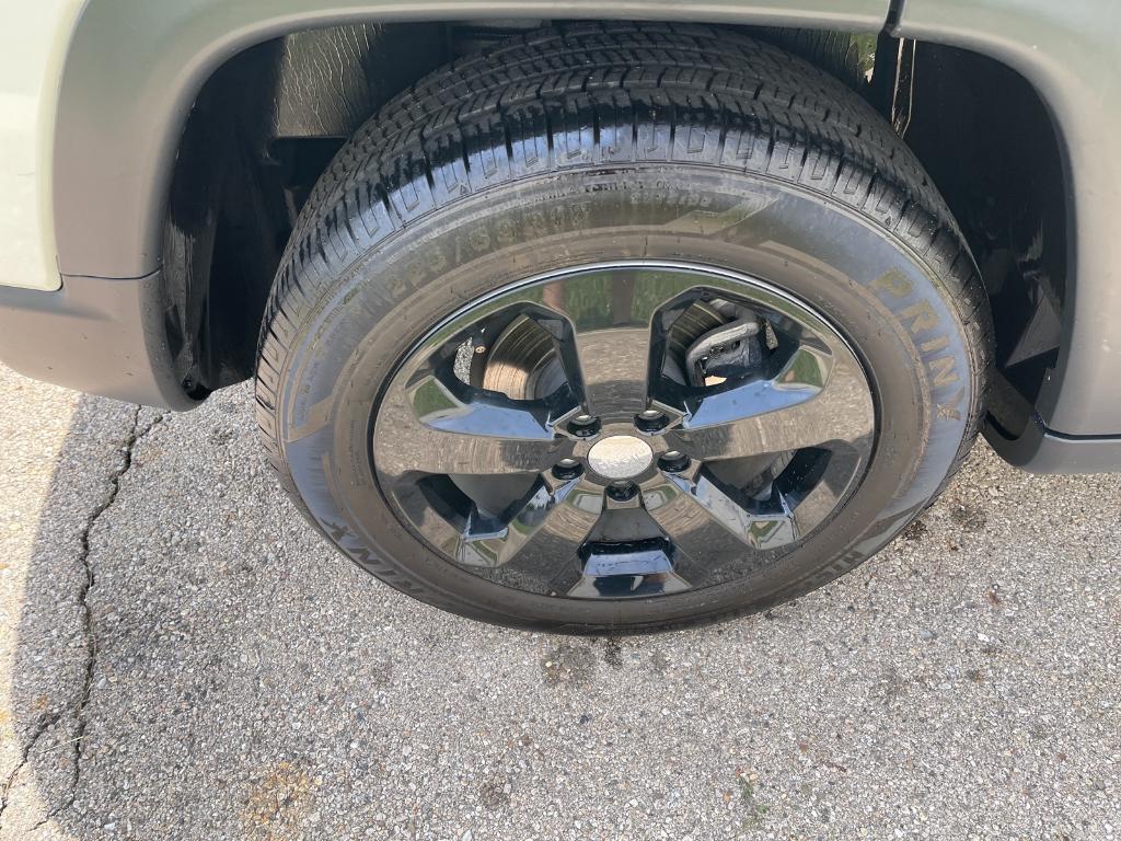 used 2019 Jeep Compass car, priced at $11,795