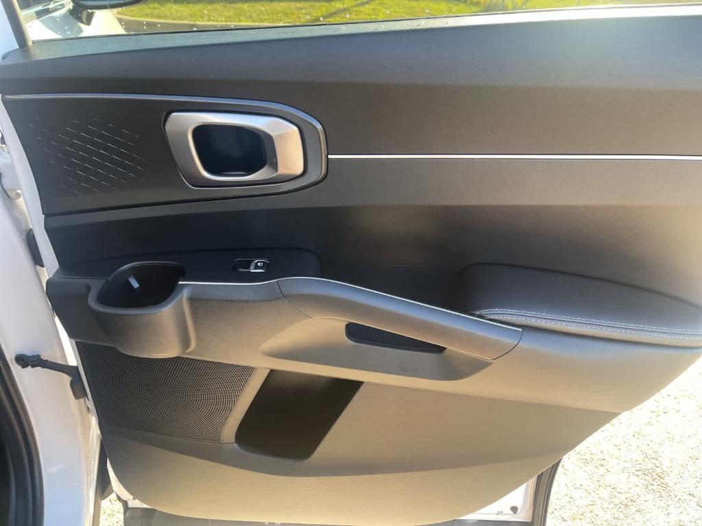 used 2021 Kia Sorento car, priced at $18,642