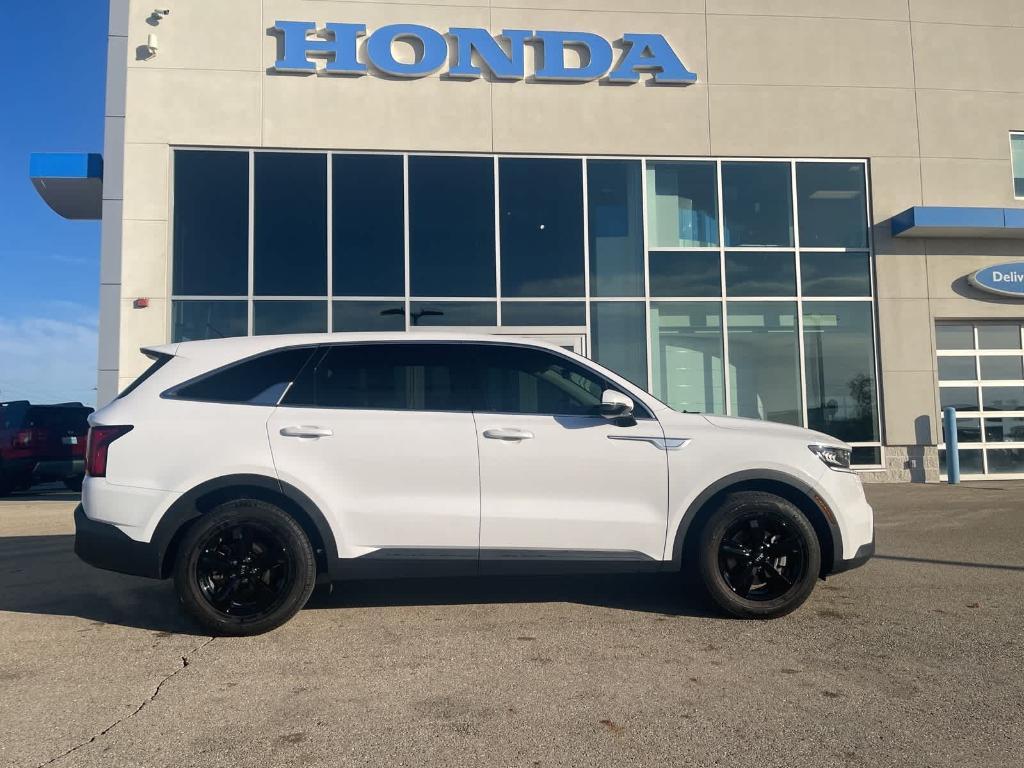 used 2021 Kia Sorento car, priced at $18,642