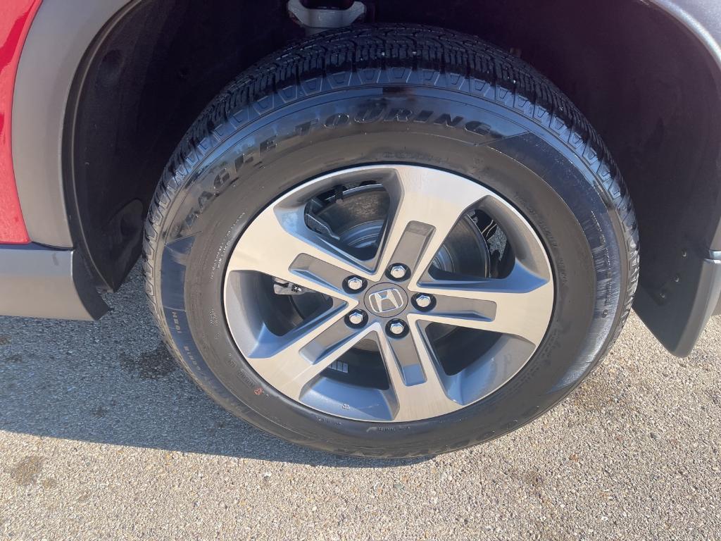 used 2025 Honda Pilot car, priced at $42,847