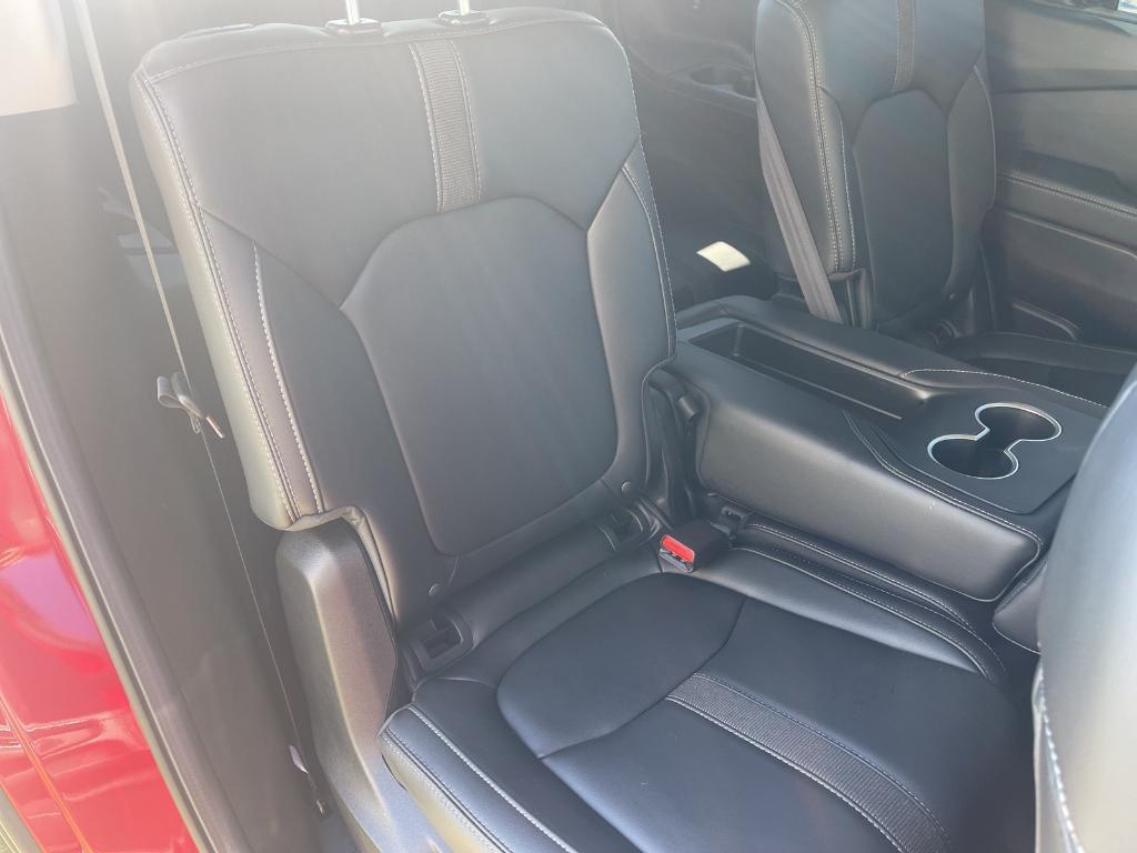 used 2025 Honda Pilot car, priced at $42,847