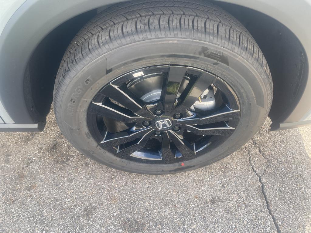 new 2026 Honda HR-V car, priced at $31,405