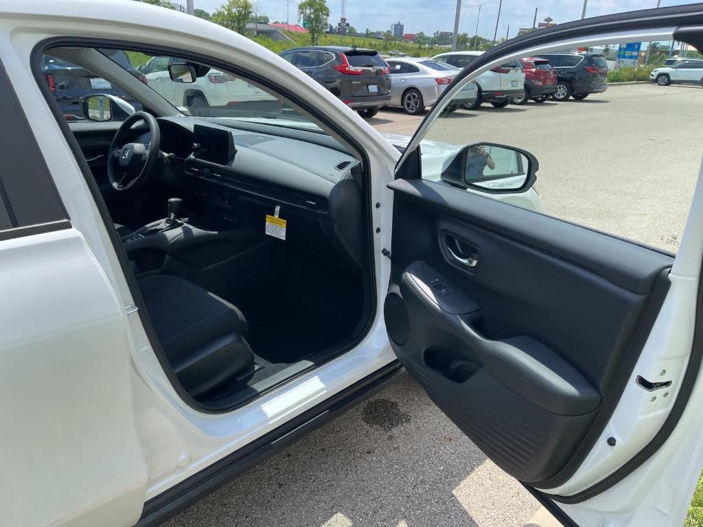 new 2026 Honda HR-V car, priced at $29,550