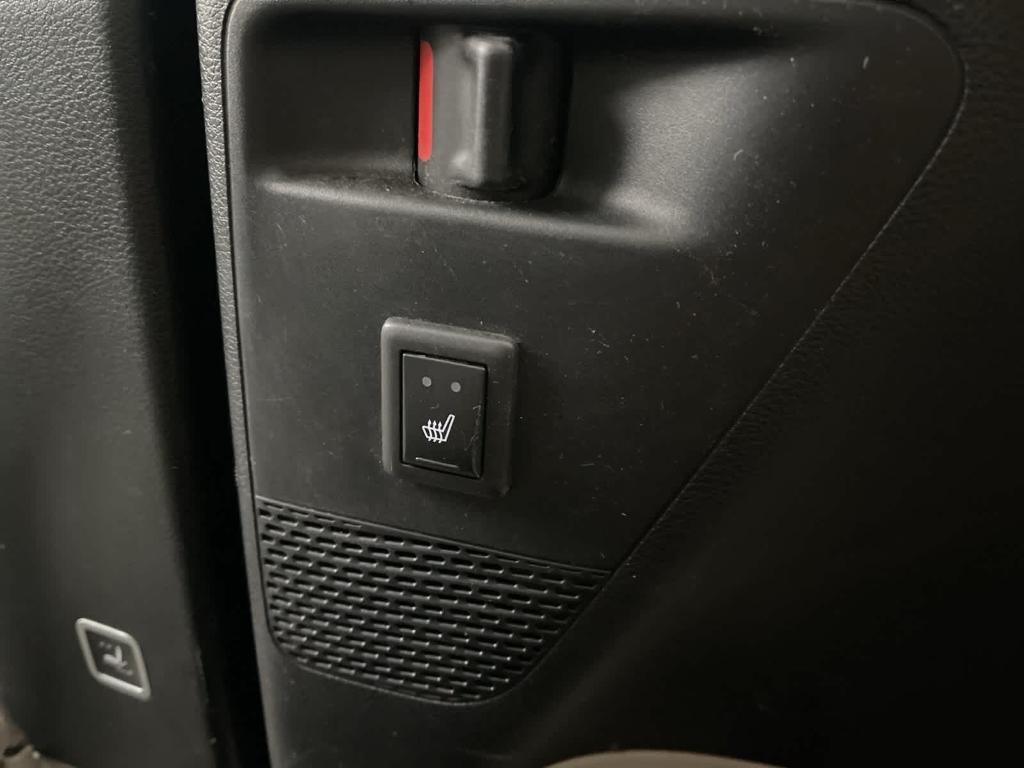 used 2017 Chrysler Pacifica car, priced at $14,899