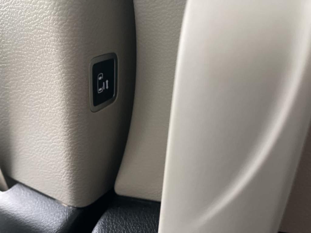 used 2017 Chrysler Pacifica car, priced at $14,899