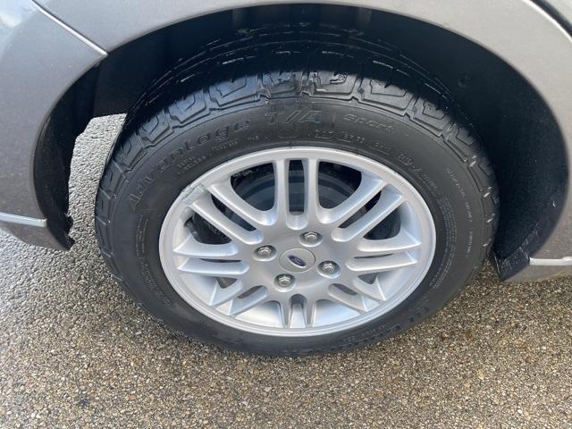 used 2010 Ford Focus car, priced at $484