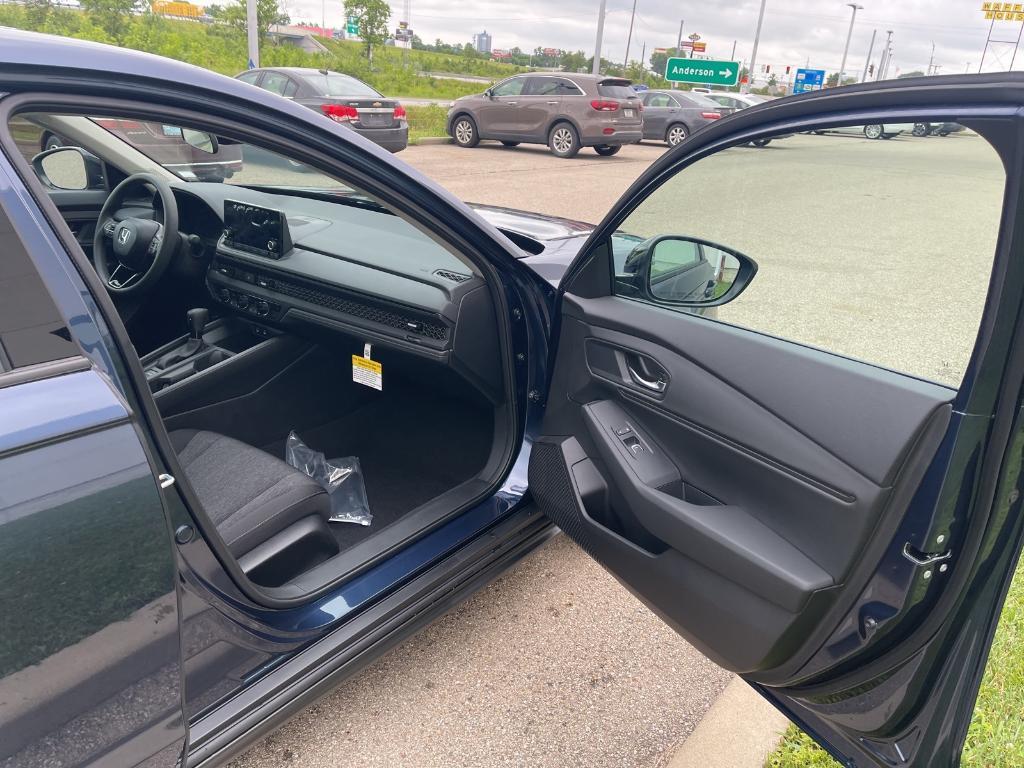 new 2025 Honda Accord car, priced at $31,710
