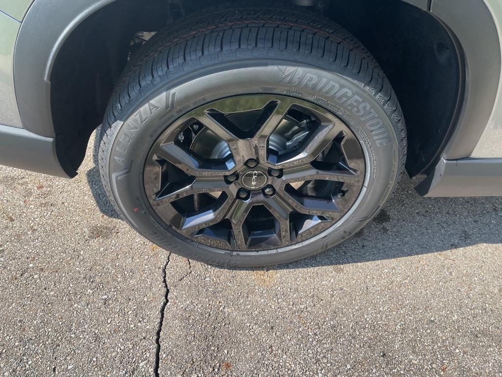 new 2025 Honda Pilot car, priced at $52,950