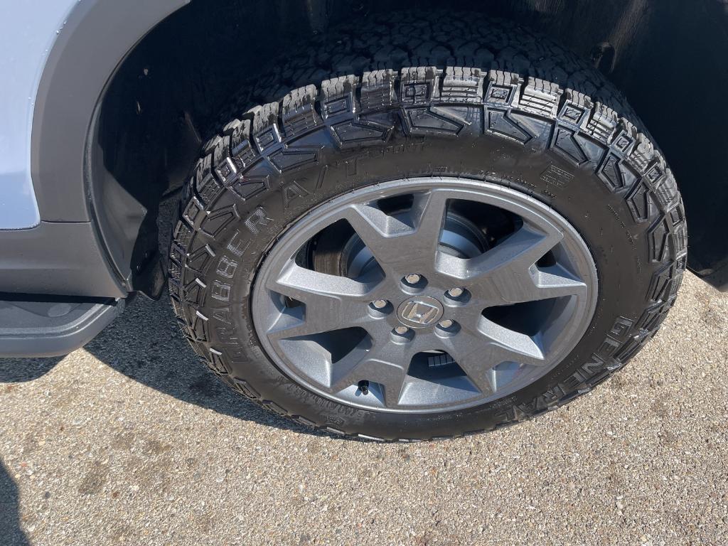 used 2025 Honda Passport car, priced at $42,458