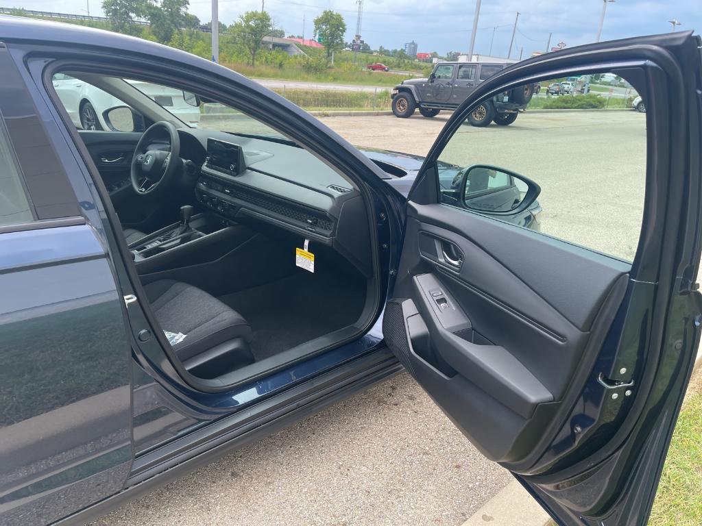 new 2025 Honda Accord car, priced at $31,710