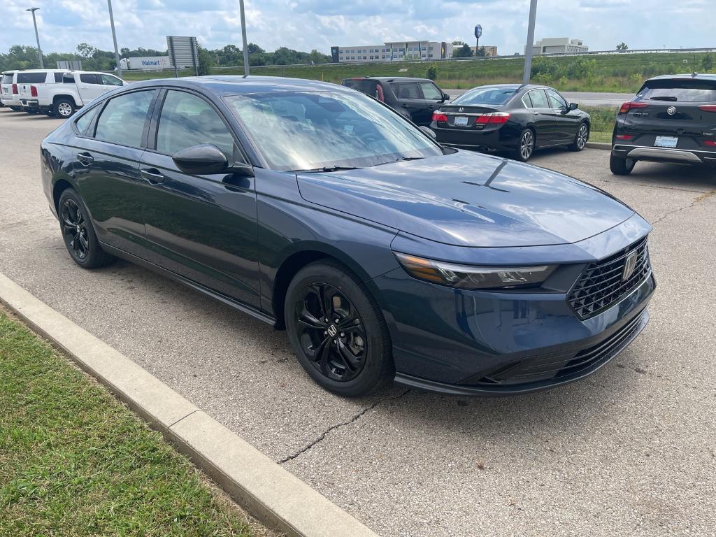 new 2025 Honda Accord car, priced at $31,710