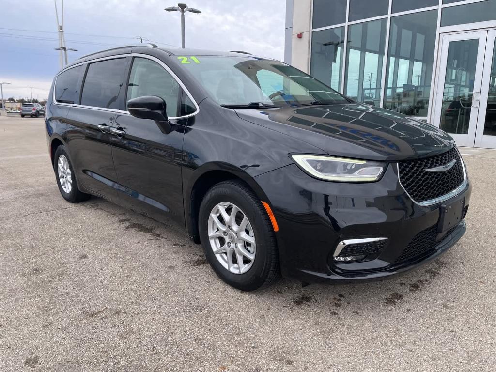 used 2021 Chrysler Pacifica car, priced at $19,989