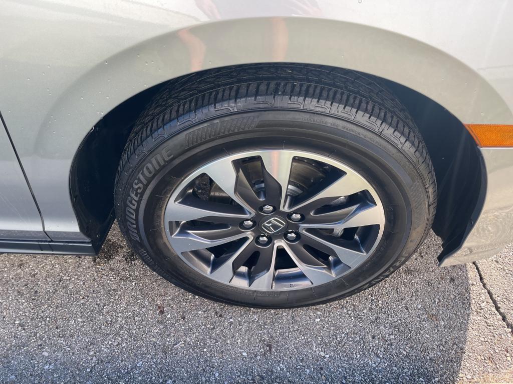 used 2024 Honda Odyssey car, priced at $38,999