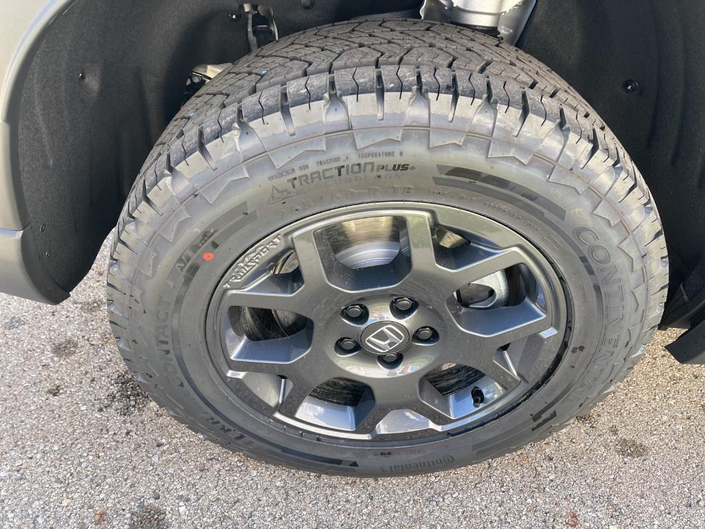 new 2025 Honda Pilot car, priced at $51,350